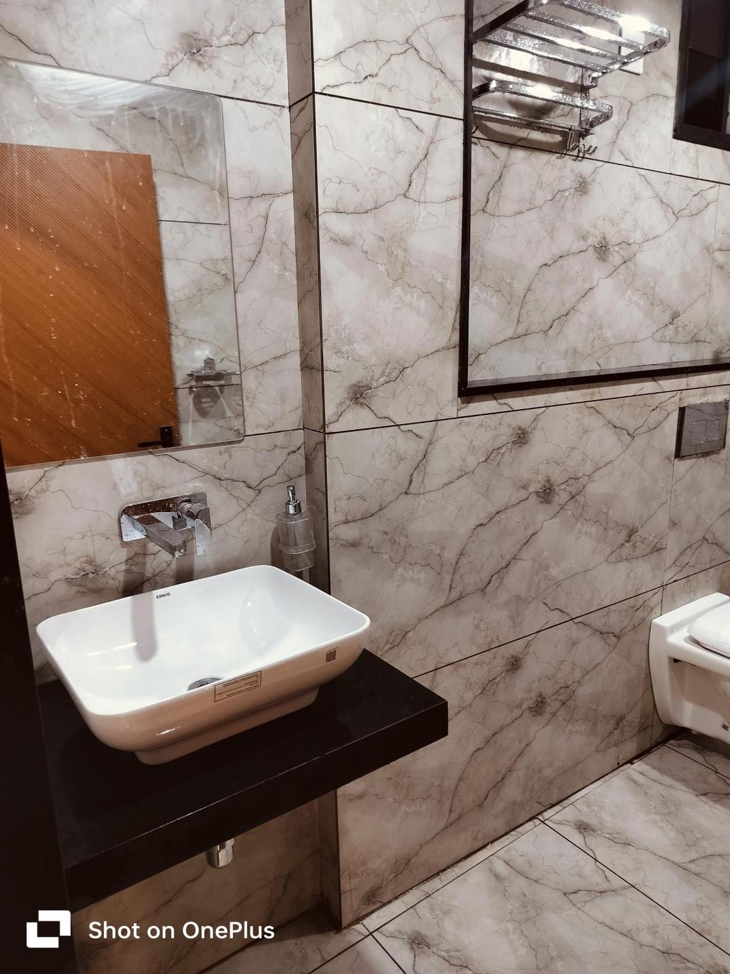Hotel Mahalok Palace Ujjain Exteriör bild